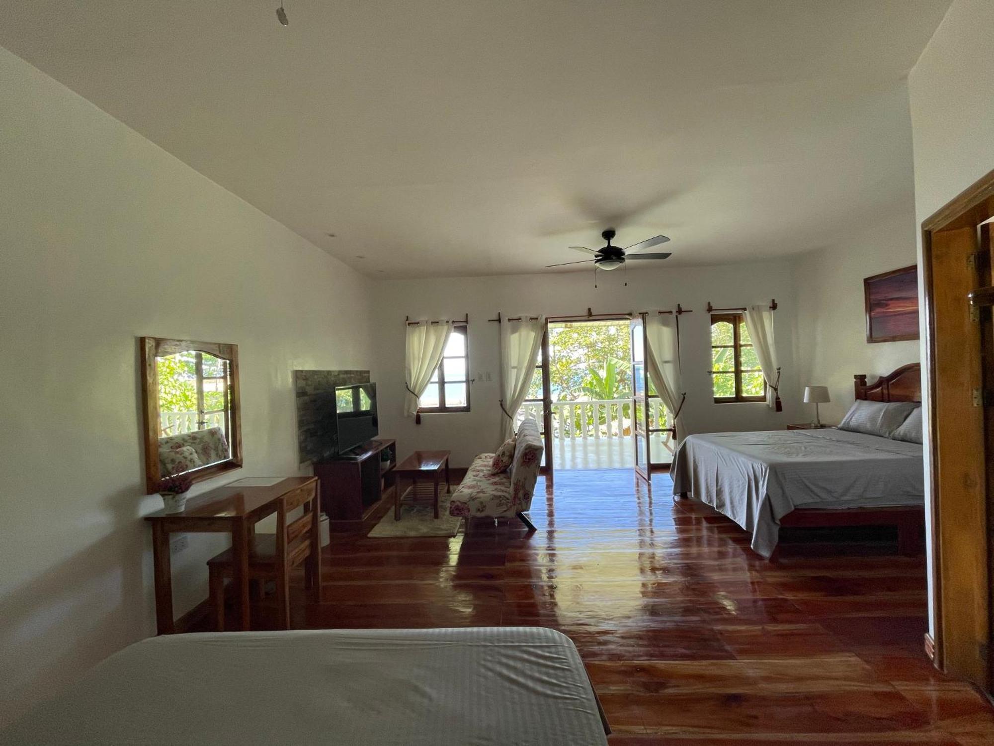 Agoho Resort Mambajao Quarto foto